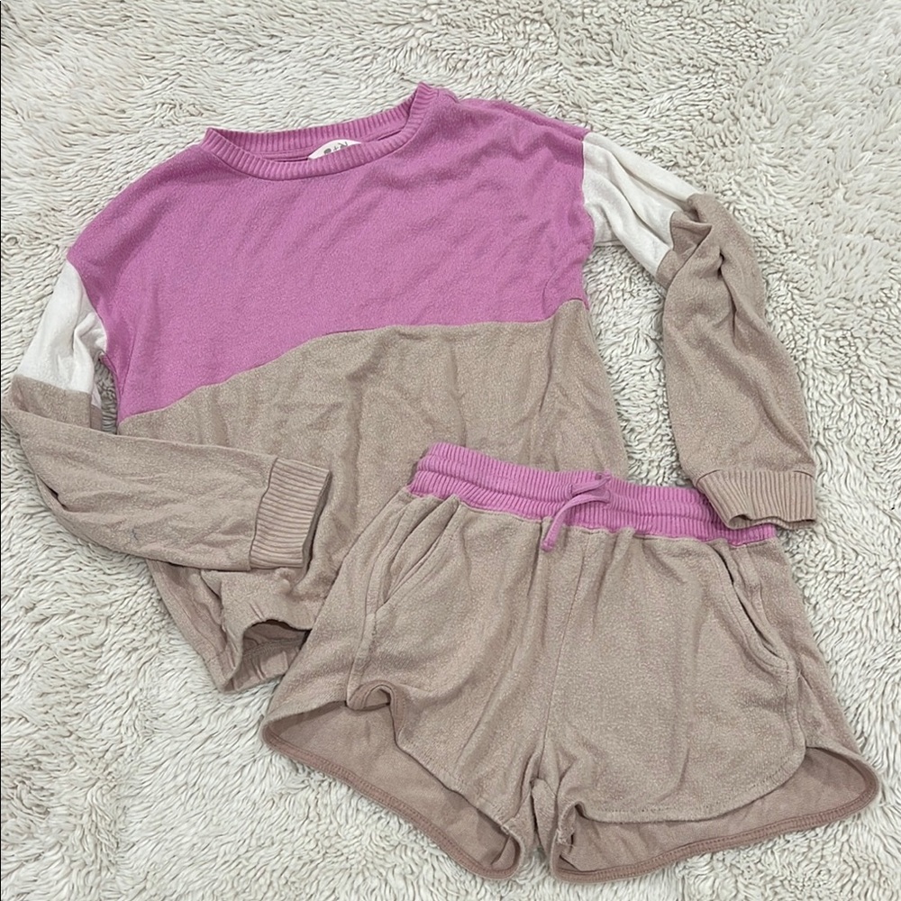 Girls sweater shorts set